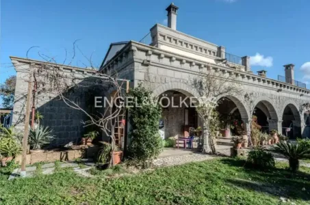 Villa For Sale Piansano (VT)